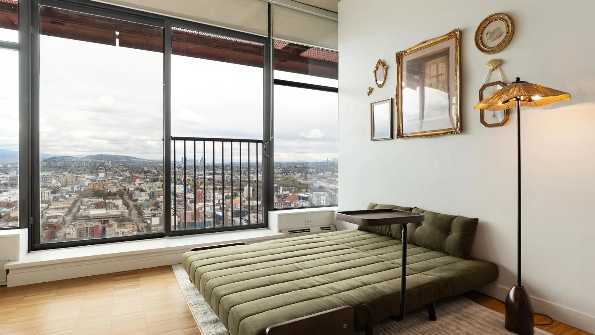 Skyhome In Gastown Amazing Ocean&Mountain Views Vancouver